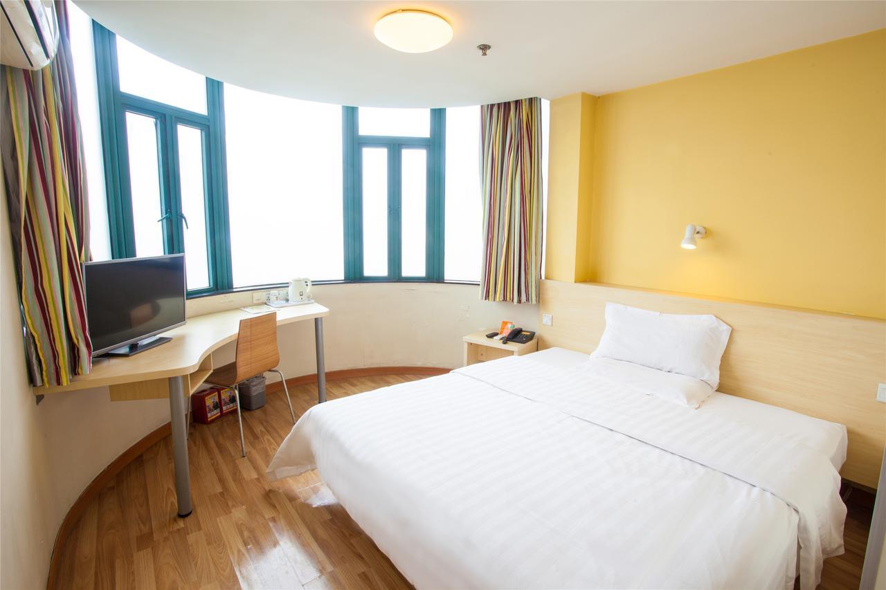 7Days Premium Guangzhou Tianhe Gangding Exterior photo